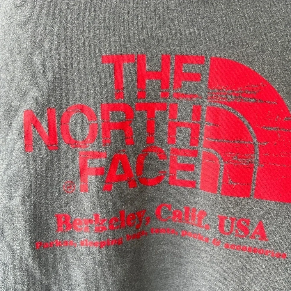 The North Face Men’s Berkeley California Hoodie Sweatshirt Gray Size Large
